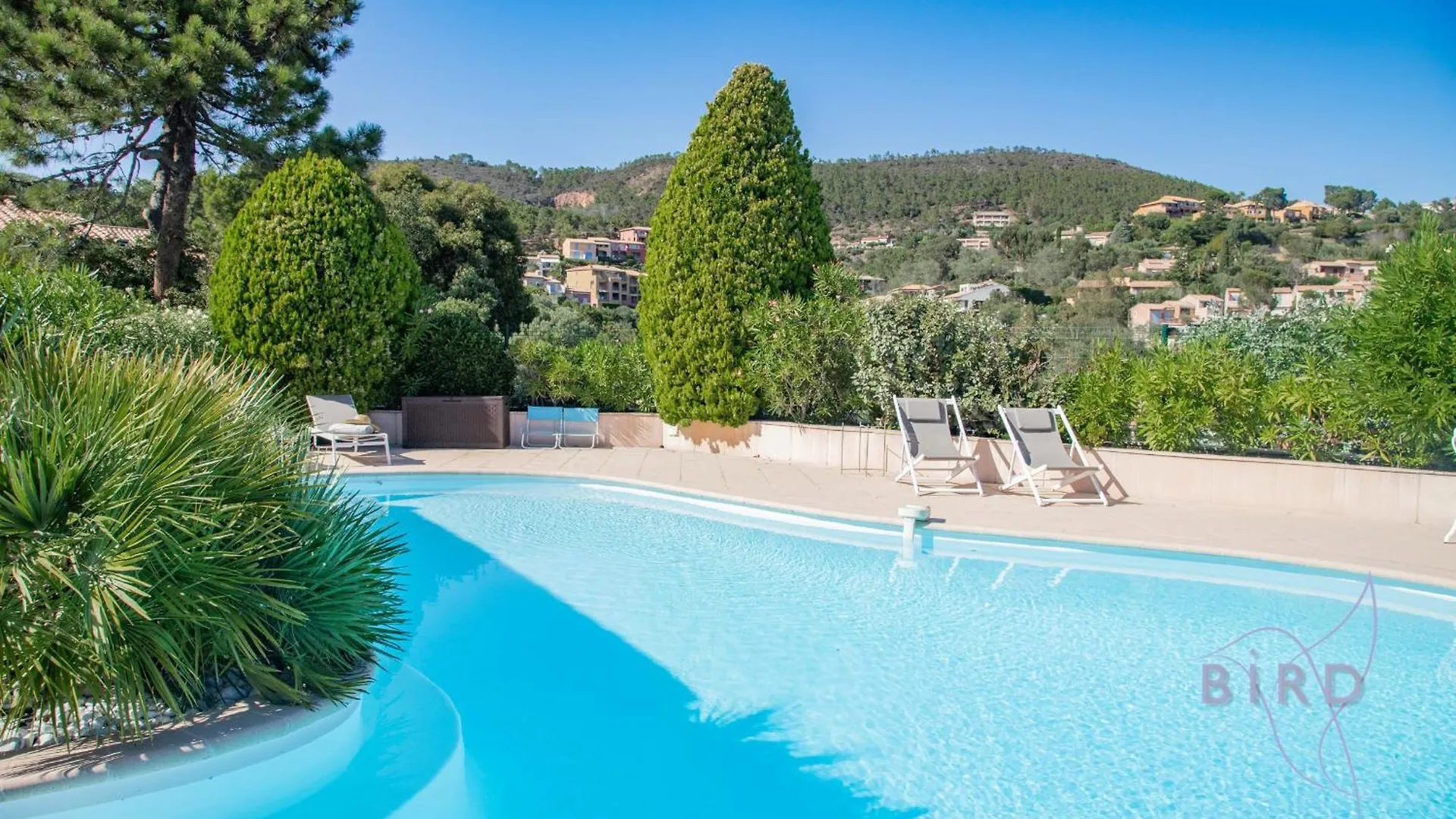 Sumptuous Villa With Sea View And Its Renovated Outbuilding In The Heart Of Théoule-sur-Mer