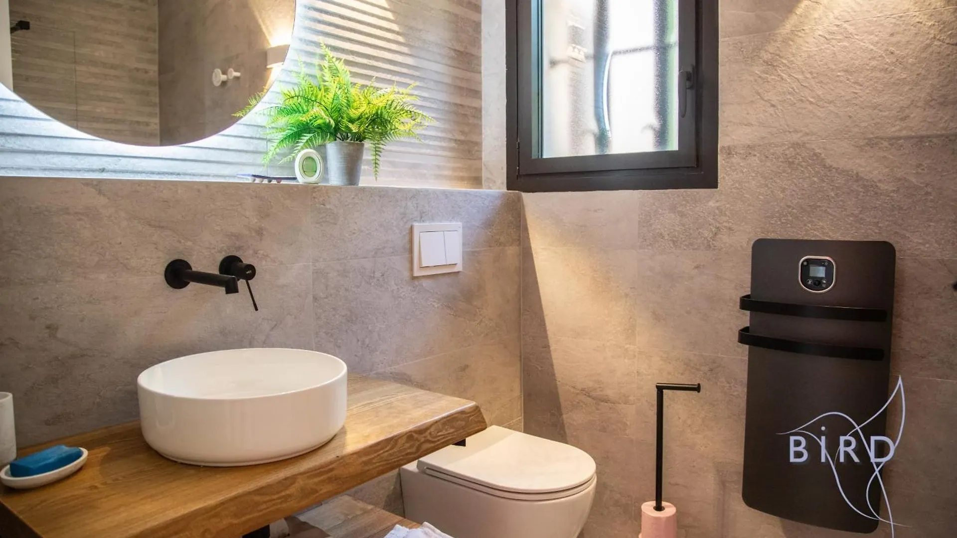 Sumptuous Villa With Sea View And Its Renovated Outbuilding In The Heart Of Théoule-sur-Mer